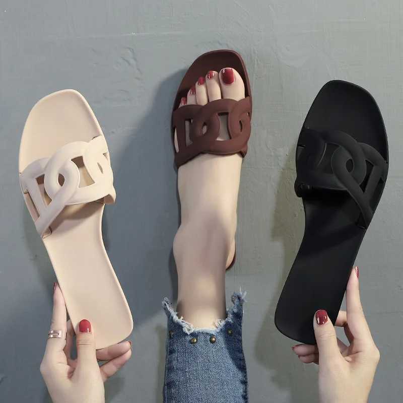 New 2024 Slippers Outwear Summer Home Korean casual flip p fashion womens trendy shoes Womens Sand