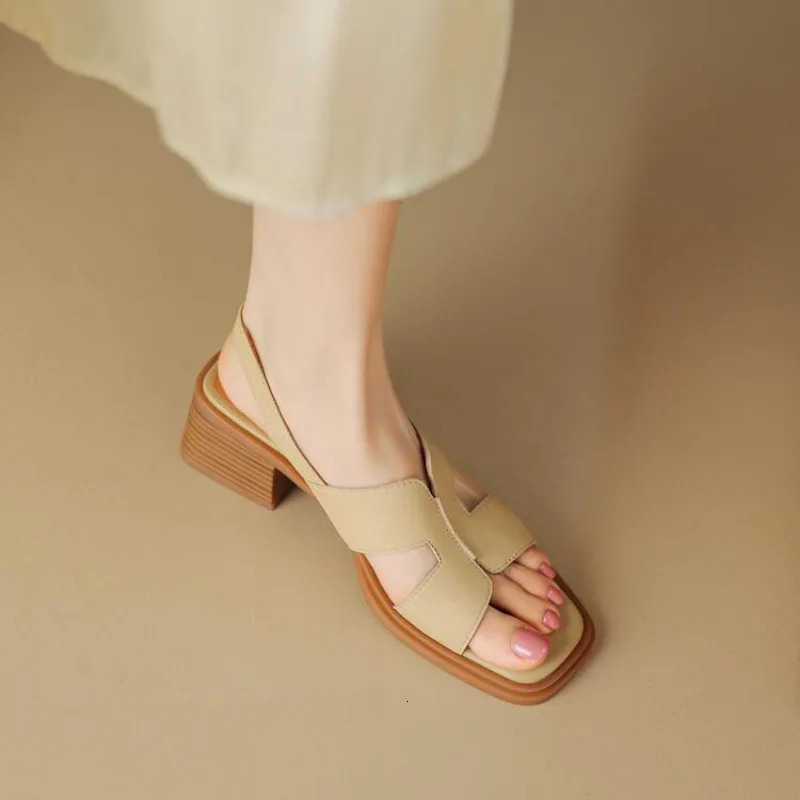 Summer Ladies Retro All-matching Sandals Square Head Casual Chunky Fashion Sandals Shoes 240605