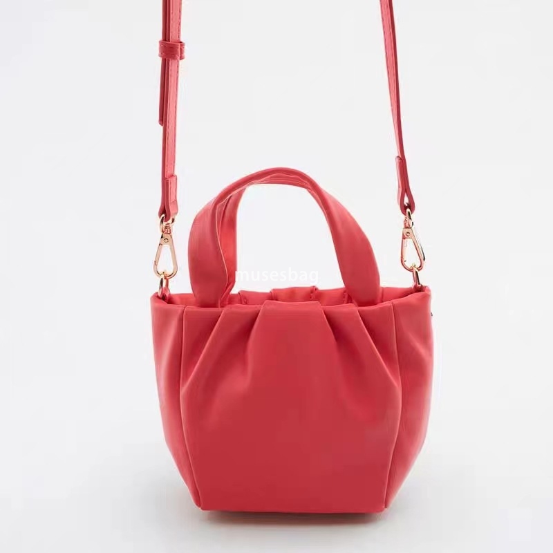 Fashionable, high-quality niche texture cloud bag new casual shoulder bag versatile commuting crossbody bag underarm bag handbag