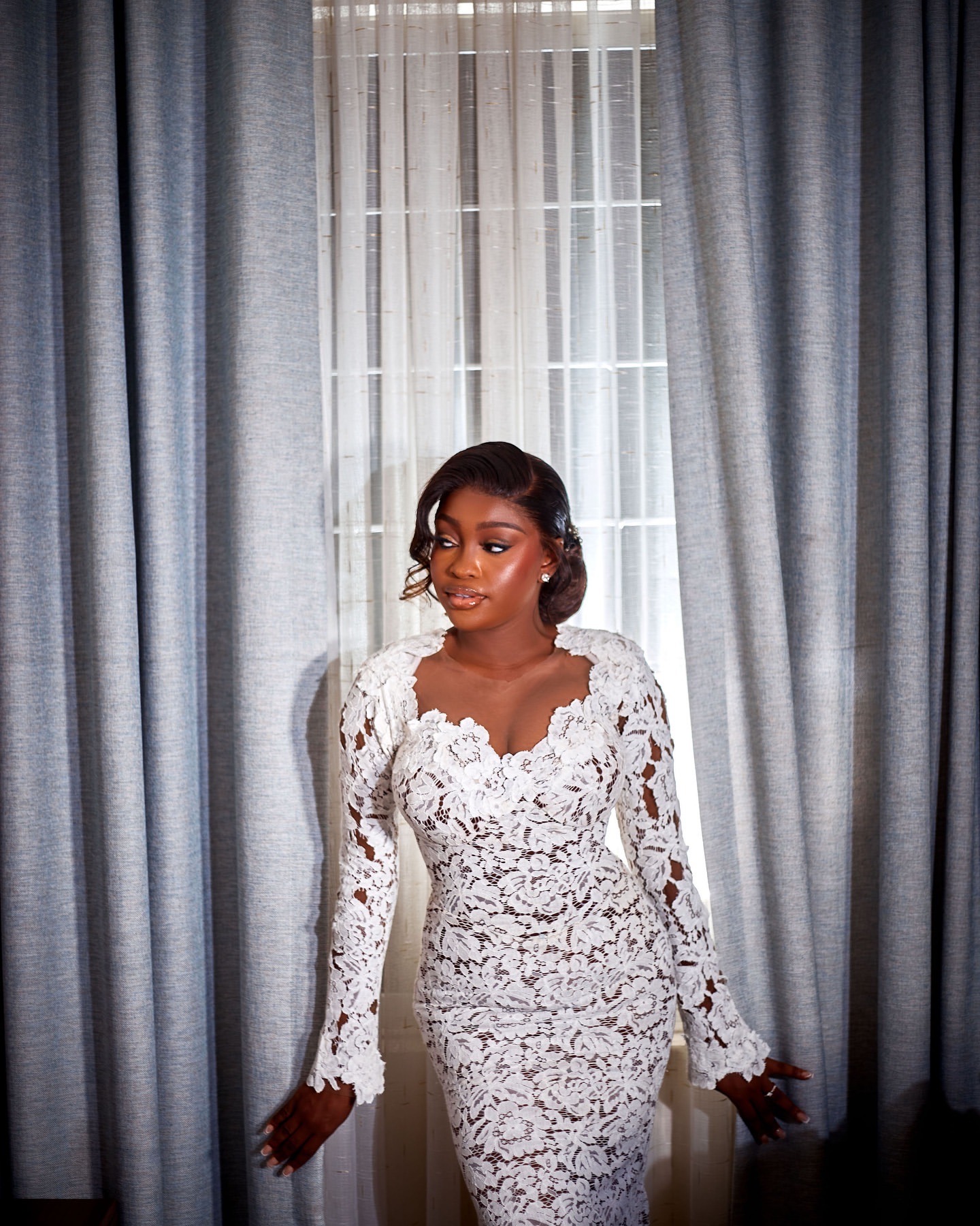 Aso Ebi 2024 White Illusion Mermaid Wedding Dresses Lace Sheer Neck Vintage Sexy Charming Bridal Gowns Dresses ZJ202