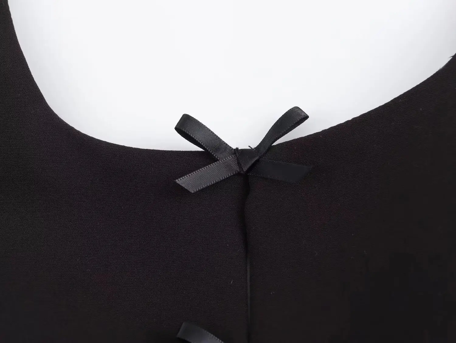 Rindu TRAF Womens Bow Halter Neck Top Official Store Traff Man Woman Clothing Y2k Clothes Corset Tanks 240601