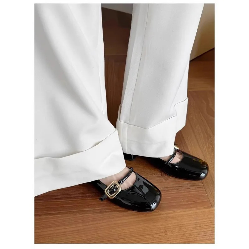 Shallow Mouth Single Women Spring and Autumn Low Mary Jane Shoes with Thick Heel Non-slip Square Patent 240605