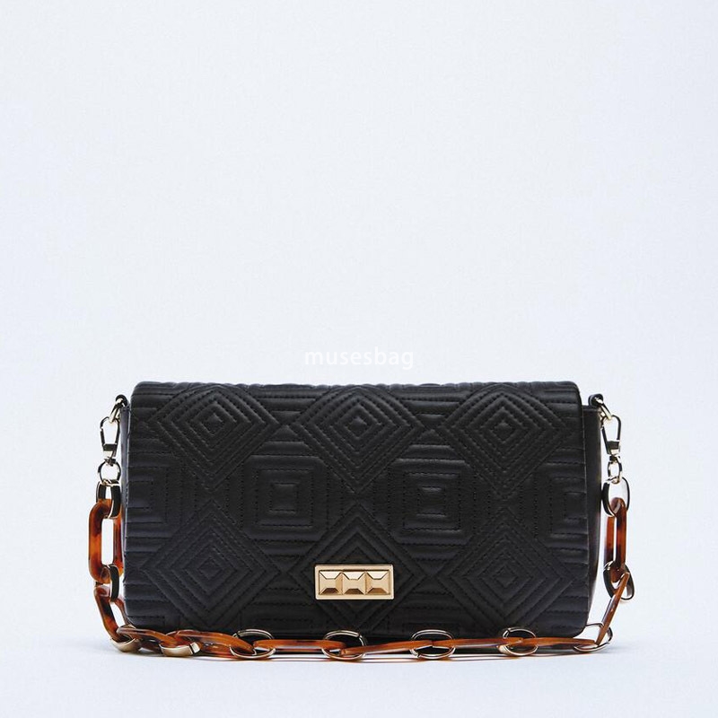 New women's bag with beaded chain simple and versatile French stick bag fashionable and trendy one shoulder small square bag high-end commuting b