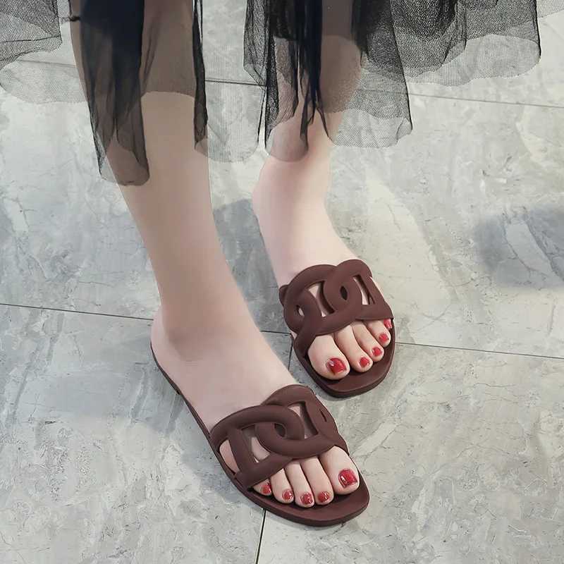 New 2024 Slippers Outwear Summer Home Korean casual flip p fashion womens trendy shoes Womens Sand