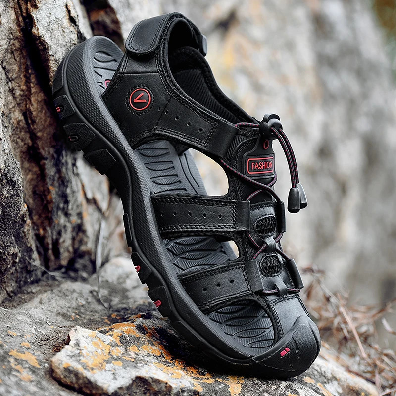 Large mens sandals summer anti-collision outdoor hiking leisure shoes leather hiking mens slippers beach shoes 240605