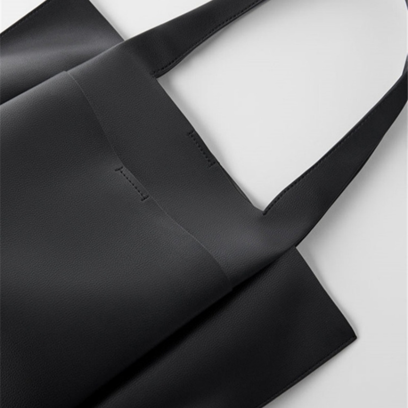New Fashion High Quality Shoulder Bag with Advanced Sense Commuting Handbag Minimalist Large Capacity Tote Bag
