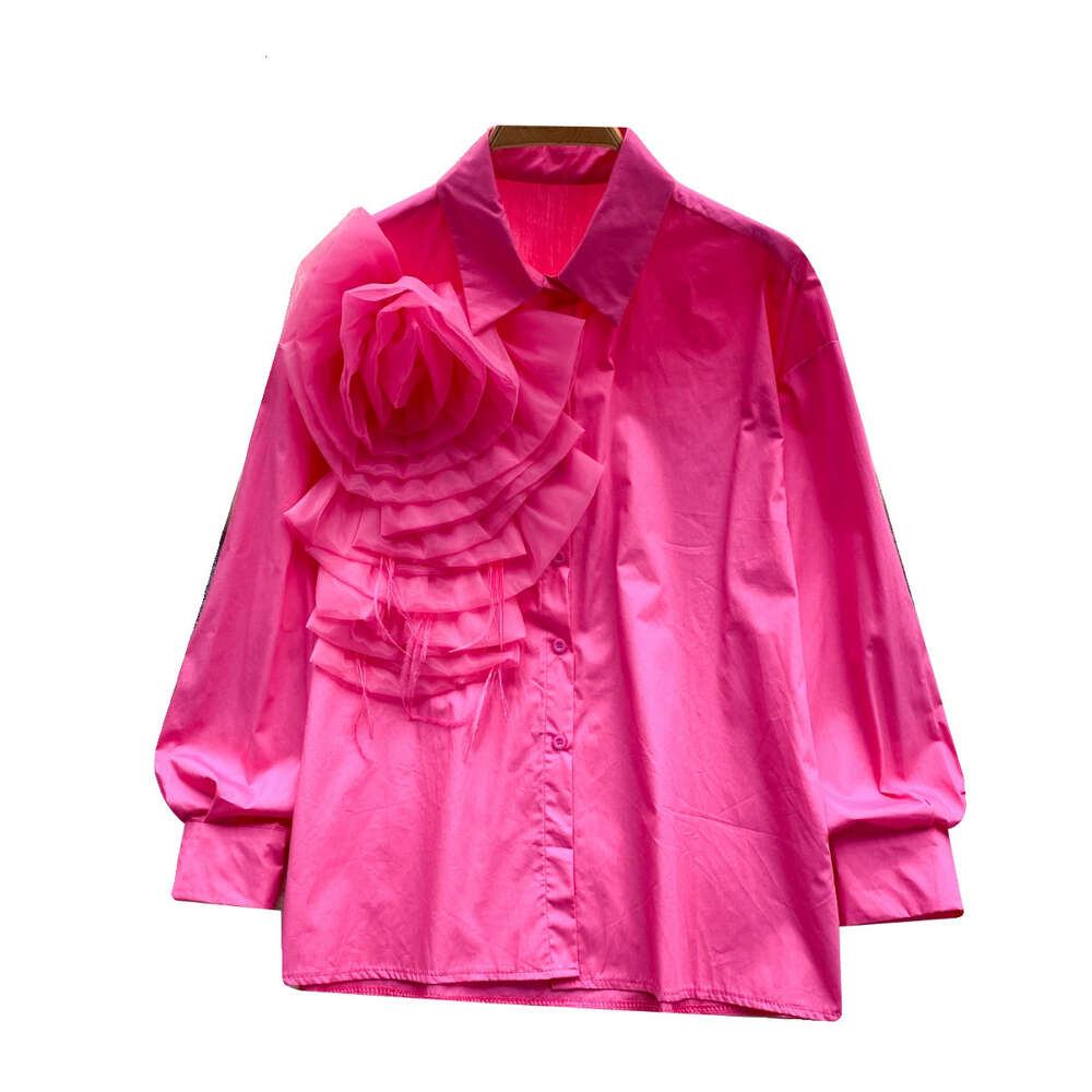 Spring womens shirt design three-dimensional floral slim fit versatile solid color long sleeved shirt French age reducing new top