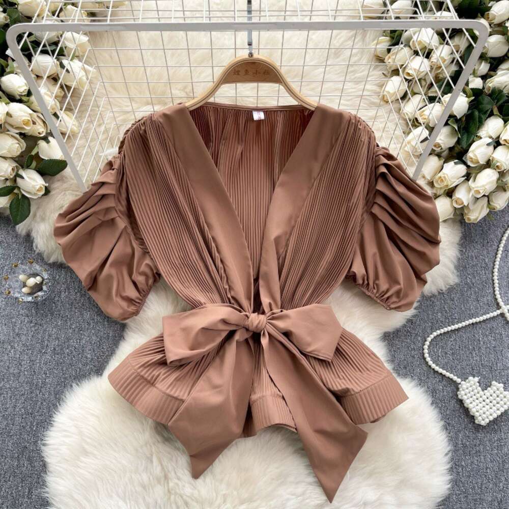 Design sense pleated bubble sleeve French shirt for women sweet bow waist cinched lotus leaf swing heavy work pleated top for women