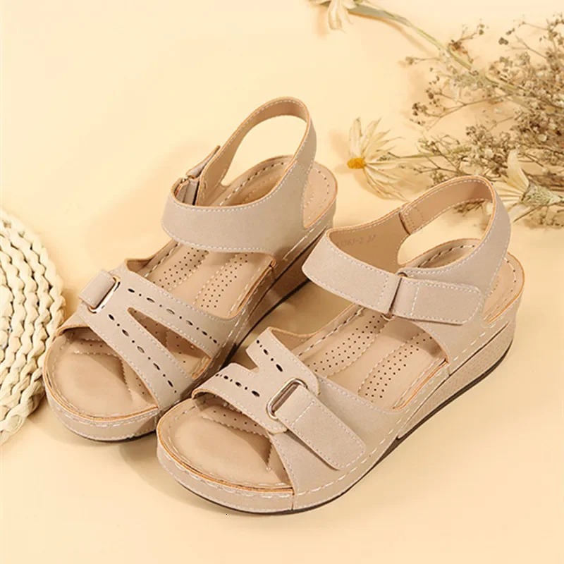 Summer Platform Wedge Sandals Women Light Non-Slip Beach Shoes Open Toe Flat Sandals Soft Sole Comfort Casual Sandalias Mujer 240528