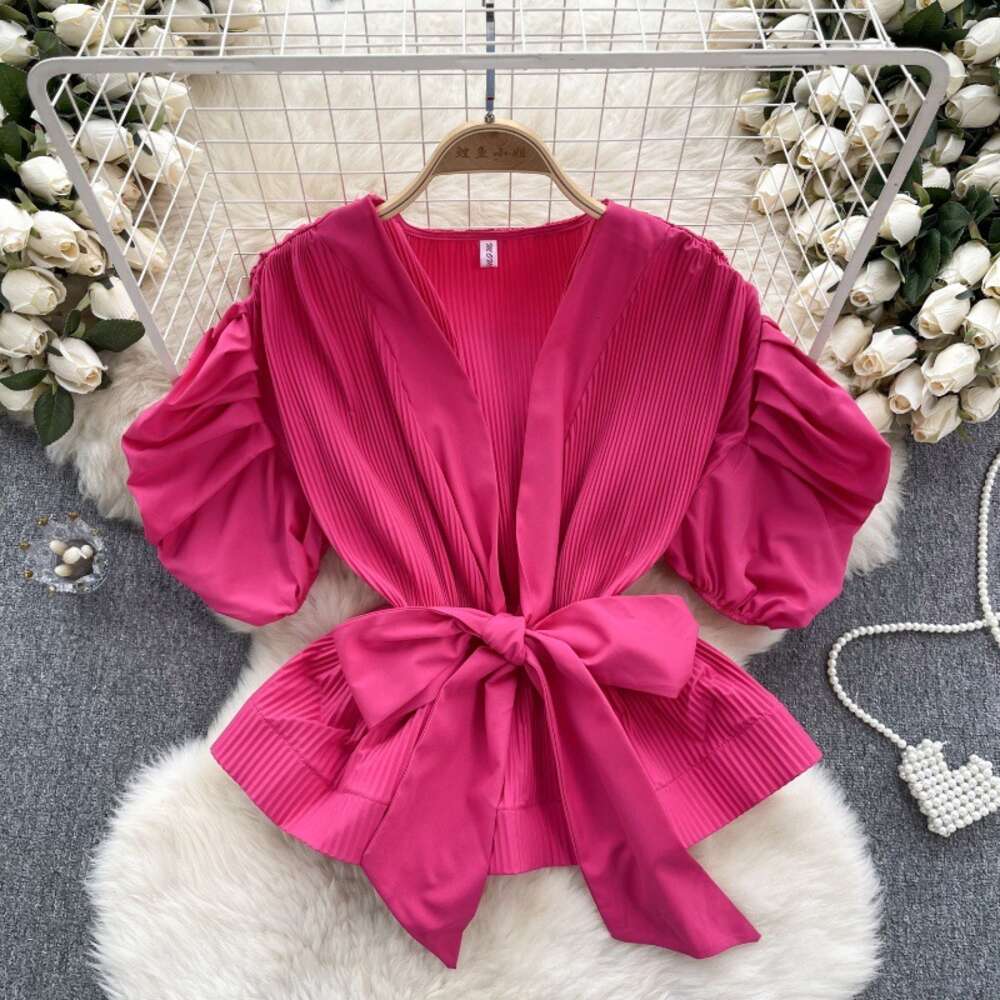 Design sense pleated bubble sleeve French shirt for women sweet bow waist cinched lotus leaf swing heavy work pleated top for women