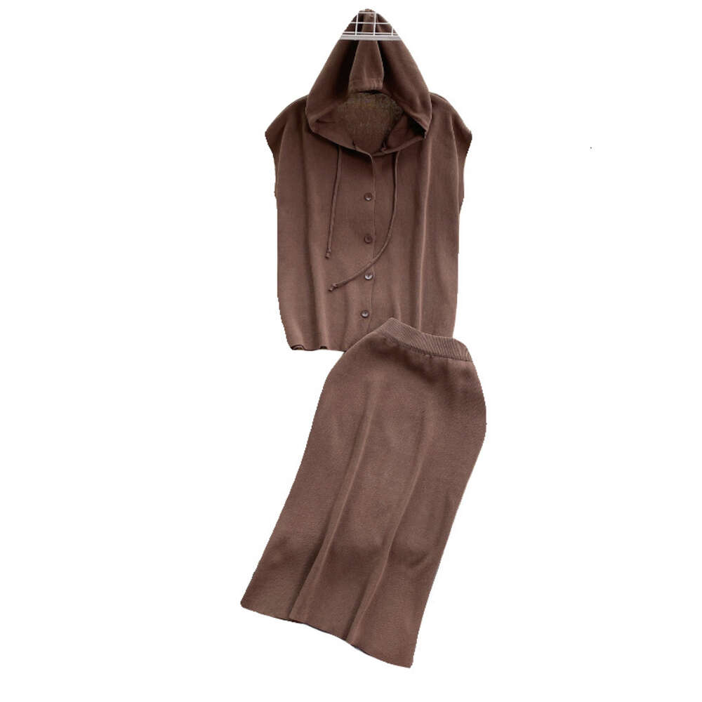 Korean version of womens casual hooded knitted cardigan loose and slim versatile hip wrapped skirt fashionable two-piece set trendy