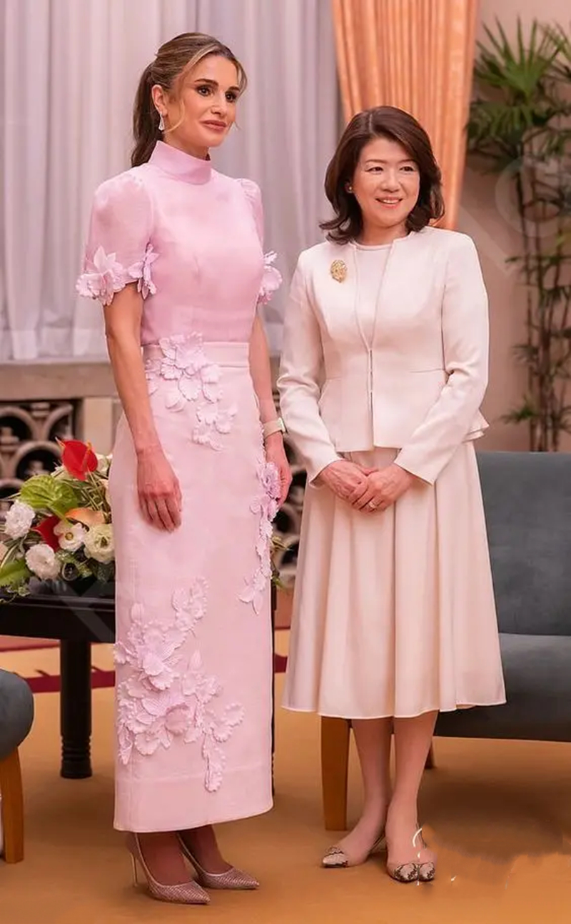 Elegant Pink Mother of the Bride Dresses 3D Floral Appliques High Neck Ankle Length Formal Event Gowns Celebrations Memorable Wedding Guest Party Dres