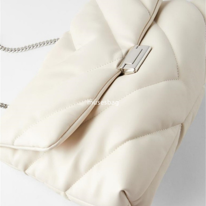 New women bag white oversized quilted single shoulder crossbody bag women trend simple and versatile chain bag commuting niche handbag