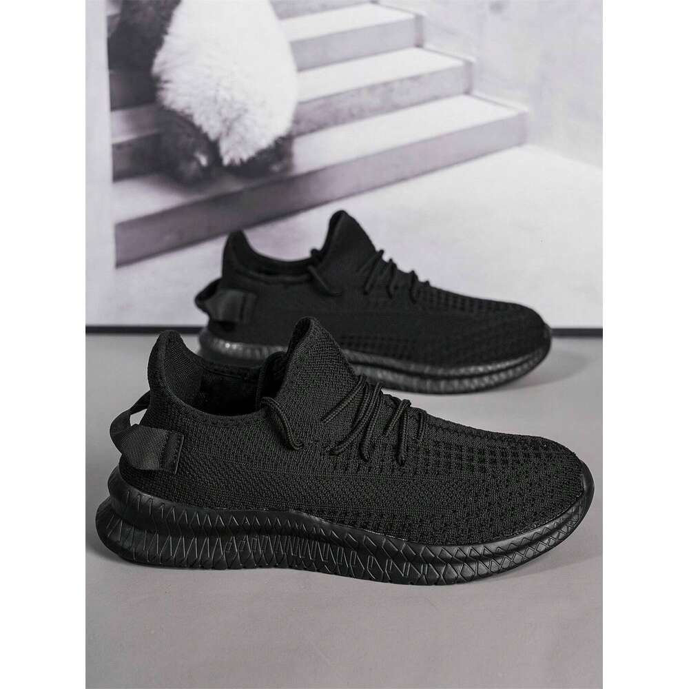 Breathable Men Lightweight Outdoor Fashionable Low Top Lace Up Running Shoes For Sports And Casual Wear Ddmysaturn