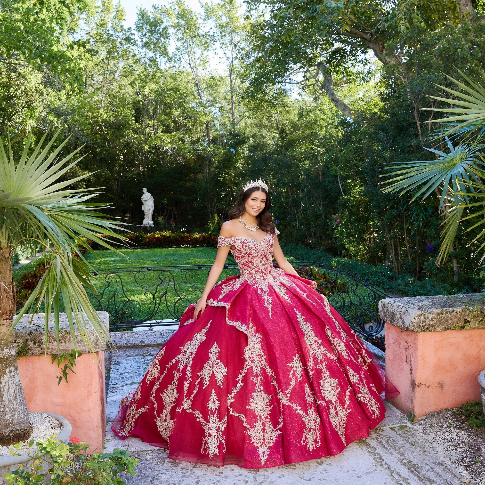 Sparkly Mexican Quinceanera Dresses Ball Gown Off The Shoulder Appliques Beaded Puffy Charro Sweet 16 Dresses 15 Anos
