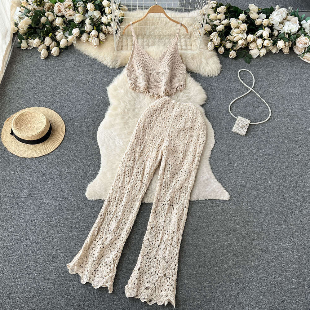 Spring/Summer Tourism Holiday Style Set Womens V-neck Tassel Strap Bra Top+High Waist Flare Pants Hook Flower Two Piece Set