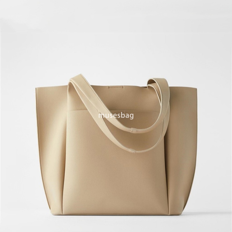 New Fashion High Quality Shoulder Bag with Advanced Sense Commuting Handbag Minimalist Large Capacity Tote Bag