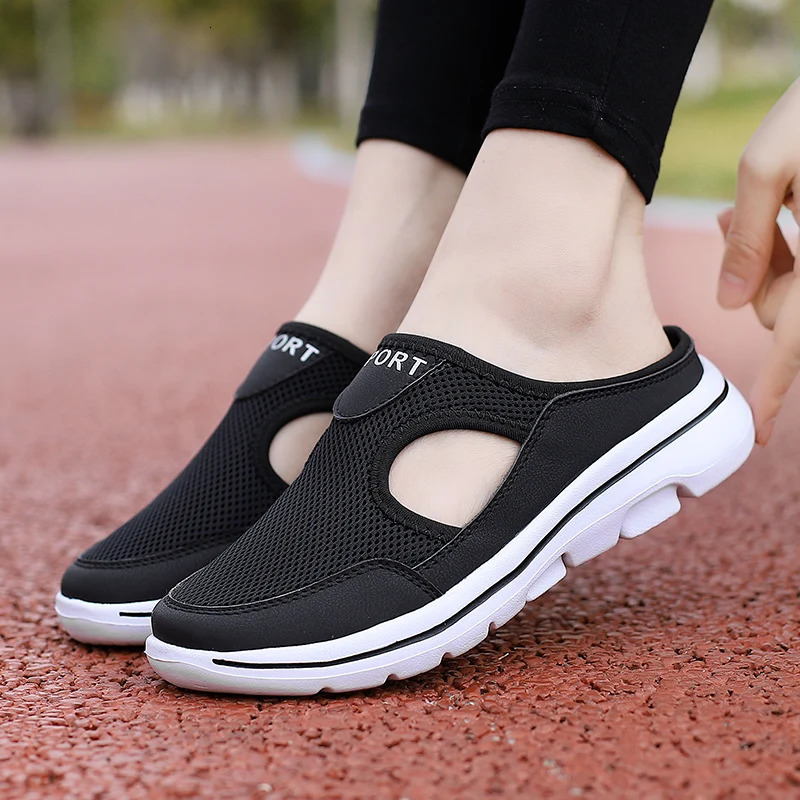 Womens Slippers Sandals Summer Fashion Leisure Net Beach Slippers Womens Breathable Flat Shoes Couple Family Slippers 240606