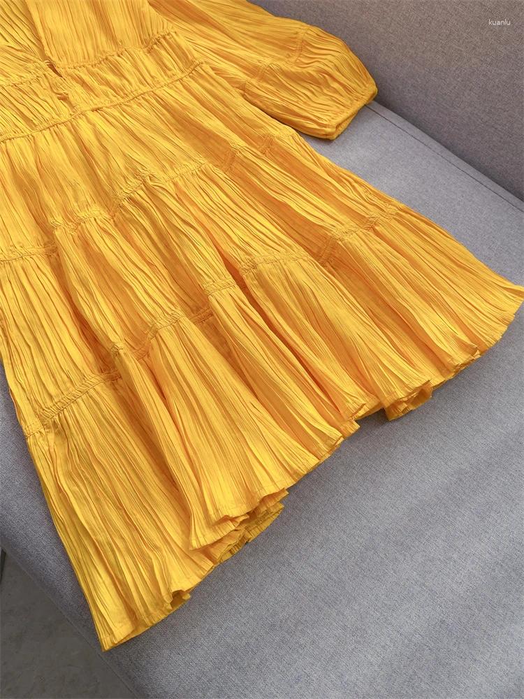 Casual Dresses Elegant Dress With Yellow Pleats V-neck High Waist Ruffled Edges 7/4 Bubble Sleeves Short Skirt That Looks White And Slim