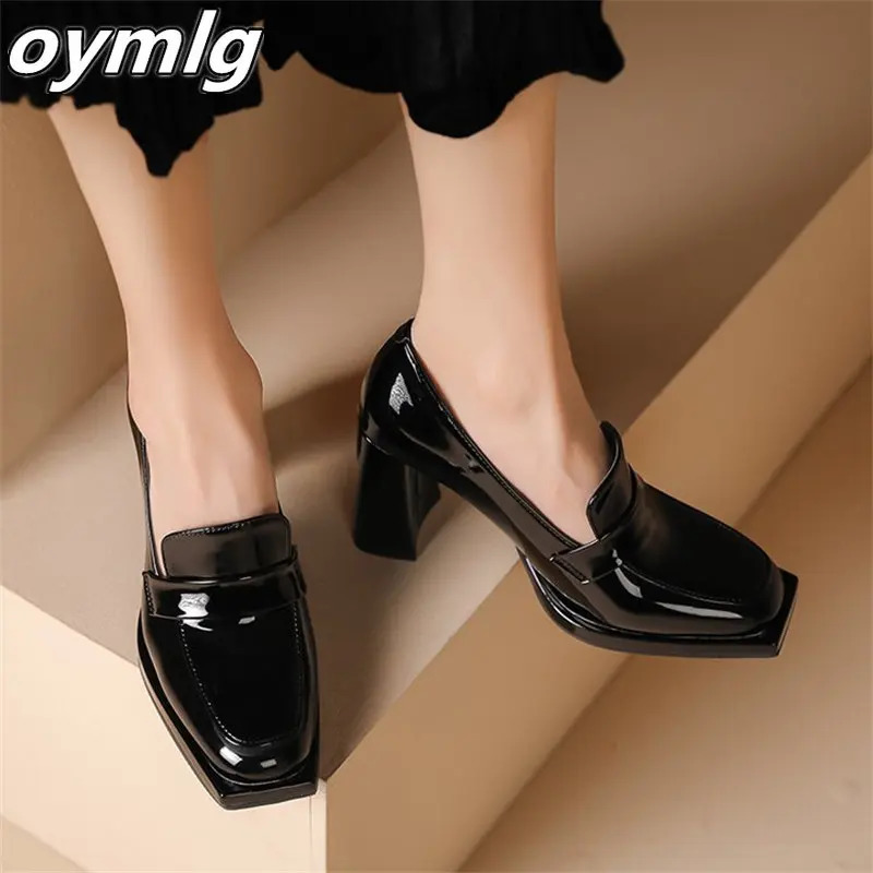 Square head thick heel patent leather single shoes for womens small leather shoes in autumn Black deep mouth high heels 240606