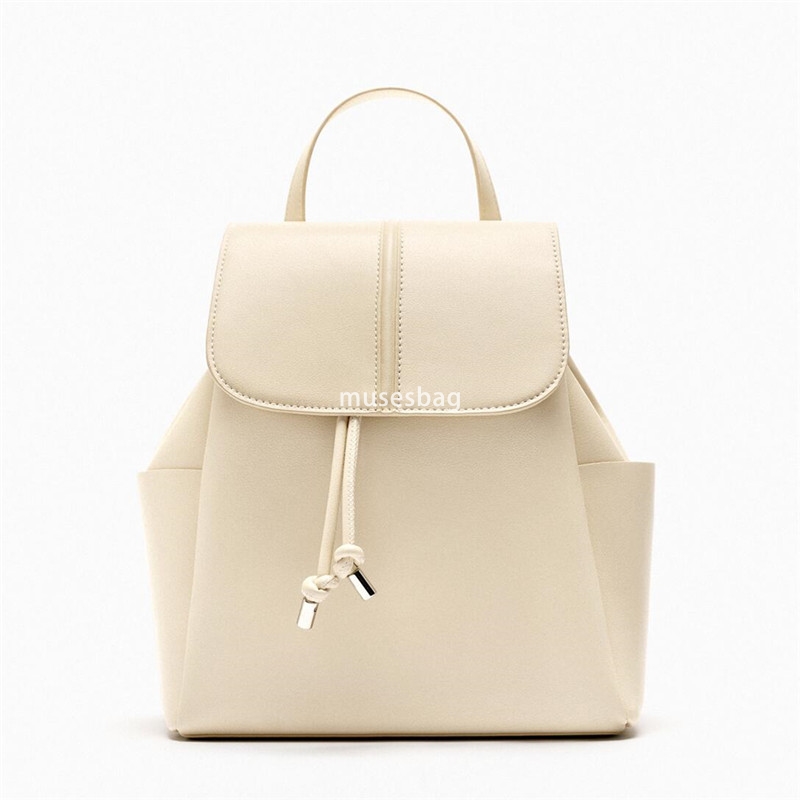 High quality new fashionable women's backpack versatile flip back backpack college style large capacity backpack travel bag
