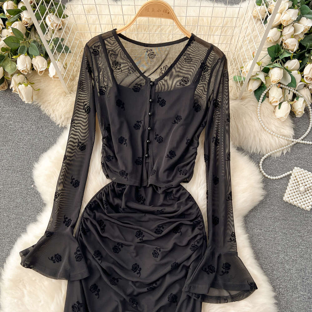 Dark style light mature rose print mesh camisole dress two-piece set for womens western-style age reducing cardigan short jacket