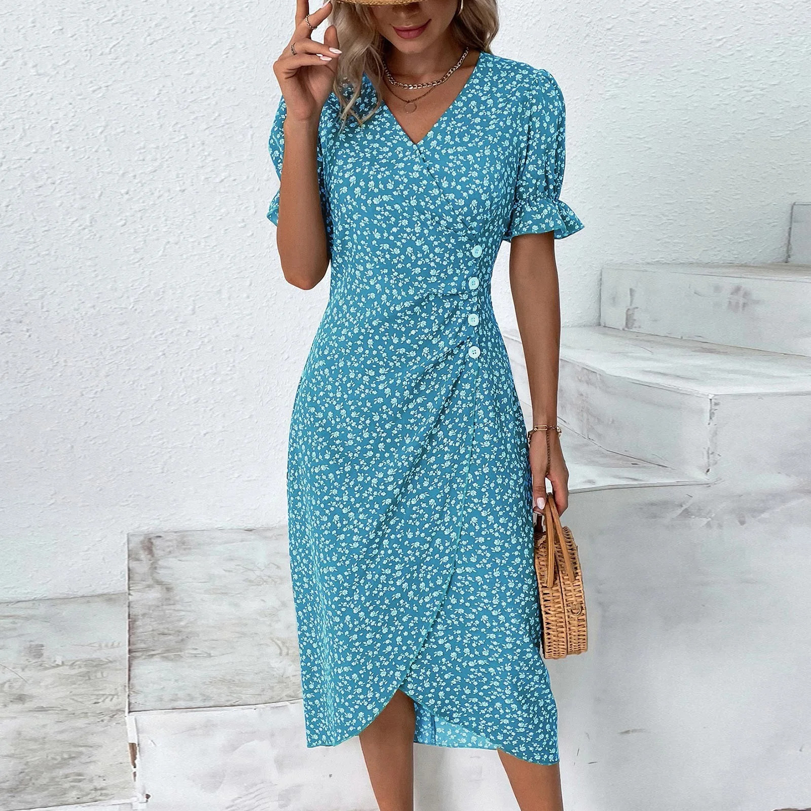 Summer Womens Smocked Dress V Neck A-Line Boho Ditsy Floral Flounce Sleeve Wrap Hem Dress Beach Dresses 240529