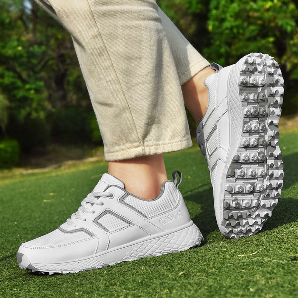 Breathable Lightweight Men Golf Sneakers Women Spikeless Sports Shoes Walking Outdoor Sport Golfing Footwear Ddmysaturn