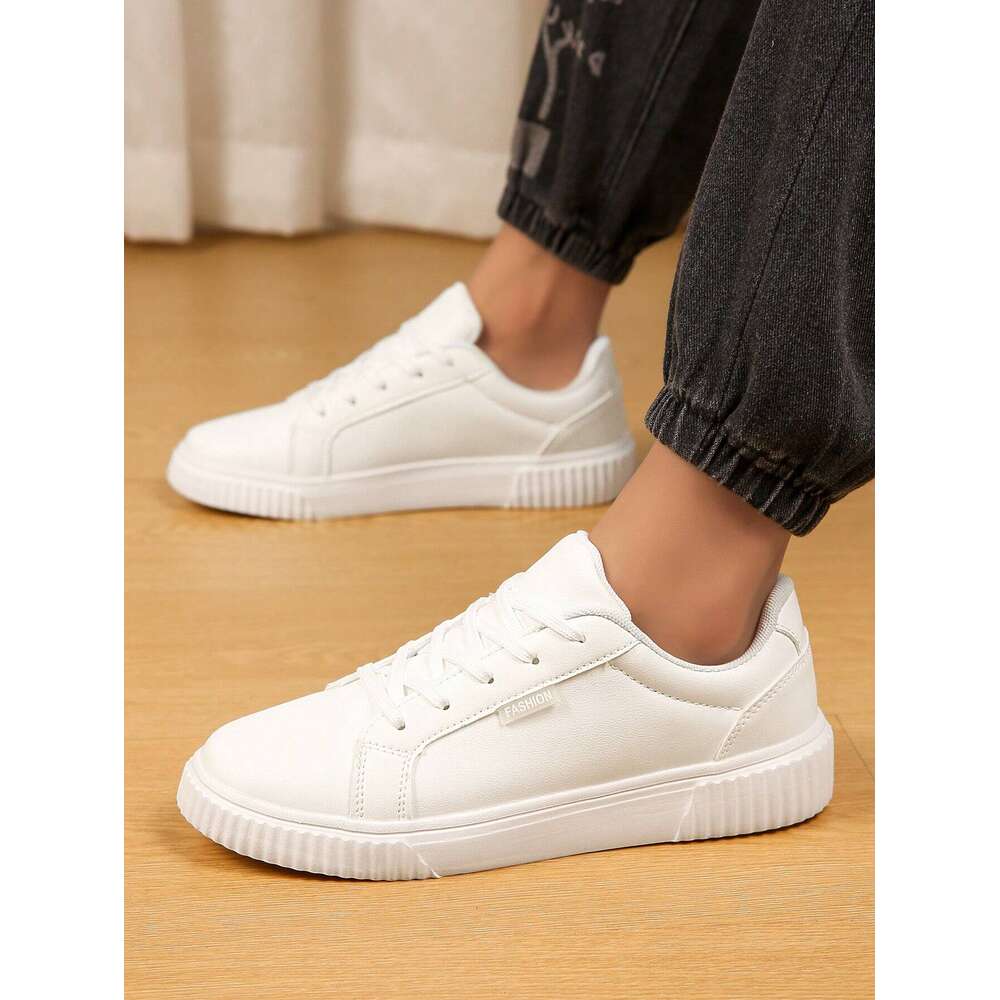 Ddmyoutdoor Men Casual Sports Lace Up With Soft Bottom Flat Low Cut Walking Shoes Round Toe Versatile Skateboarding Shoes