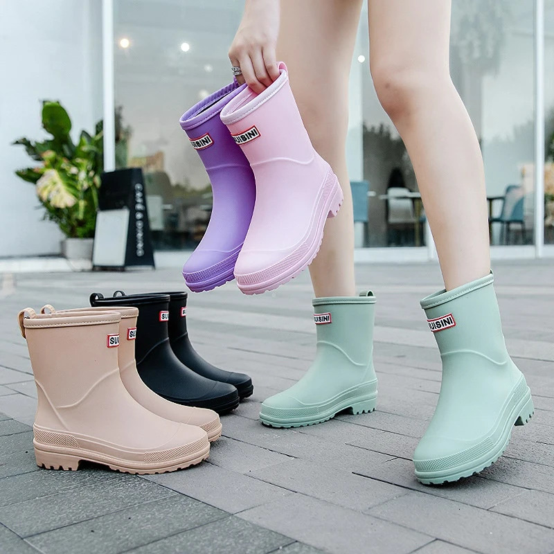 Water Boots Woman Rain Waterproof Ankle Rubber Boots Female Comfort Work Garden Galoshes Rain Shoes Sapato Chuva 240606