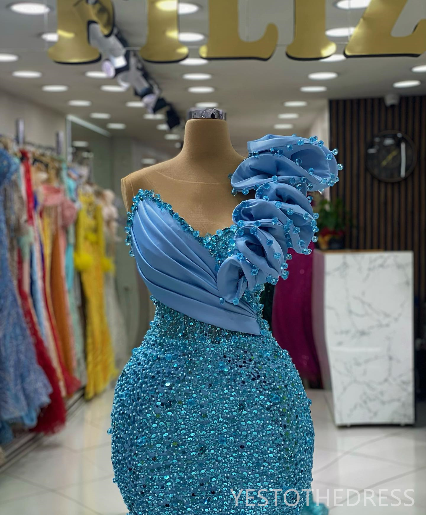 2024 Blue Prom Dress Evening Dresses Sheer Neck Illusion Mermaid Promdress Beaded Sequined Lace Rhinestones Crystals Birthday Dress Reception Gowns AM