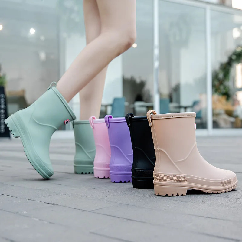 Water Boots Woman Rain Waterproof Ankle Rubber Boots Female Comfort Work Garden Galoshes Rain Shoes Sapato Chuva 240606