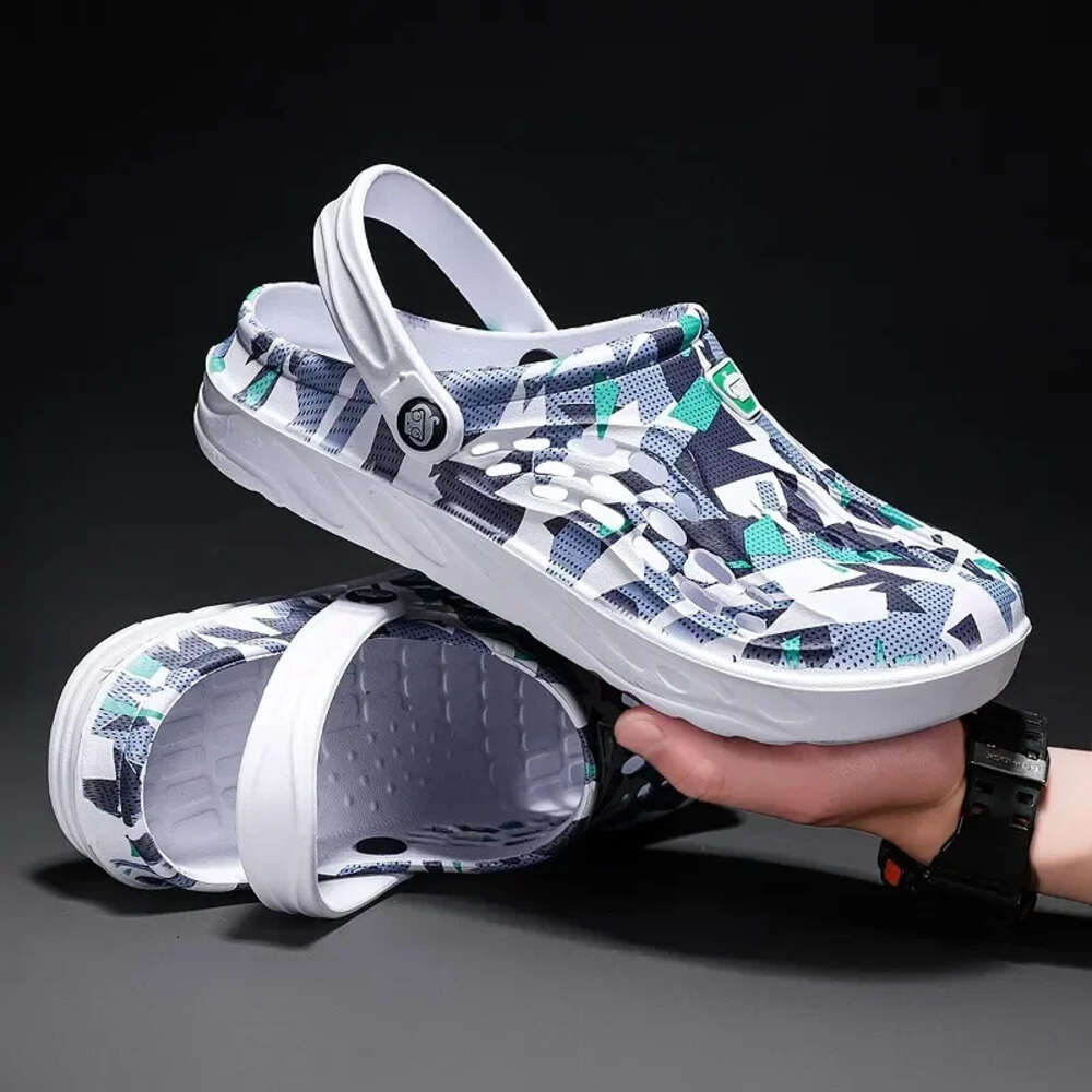 Clogs Beach Outdoor Slippers Soft Bottom Aqua Shoes Men Clog Sandals Comfortable Breathable Zapatos Hombre Ddmysaturn