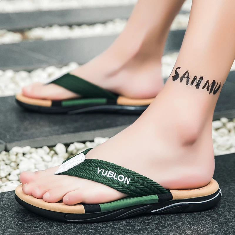 Summer Flip Flops Men Beach Sandals Anti-slip Breathable Casual Men Beach Slippers Outdoor Big Size 45 240606