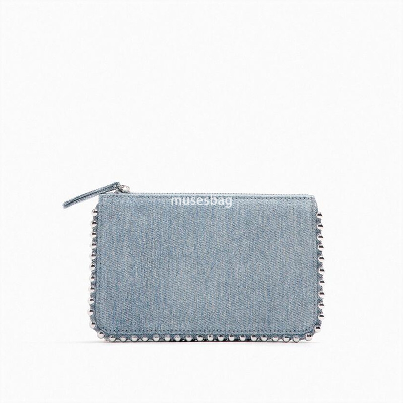 High quality new chain texture small square bag versatile fashion shoulder bag with rivet decoration black large capacity crossbody bag