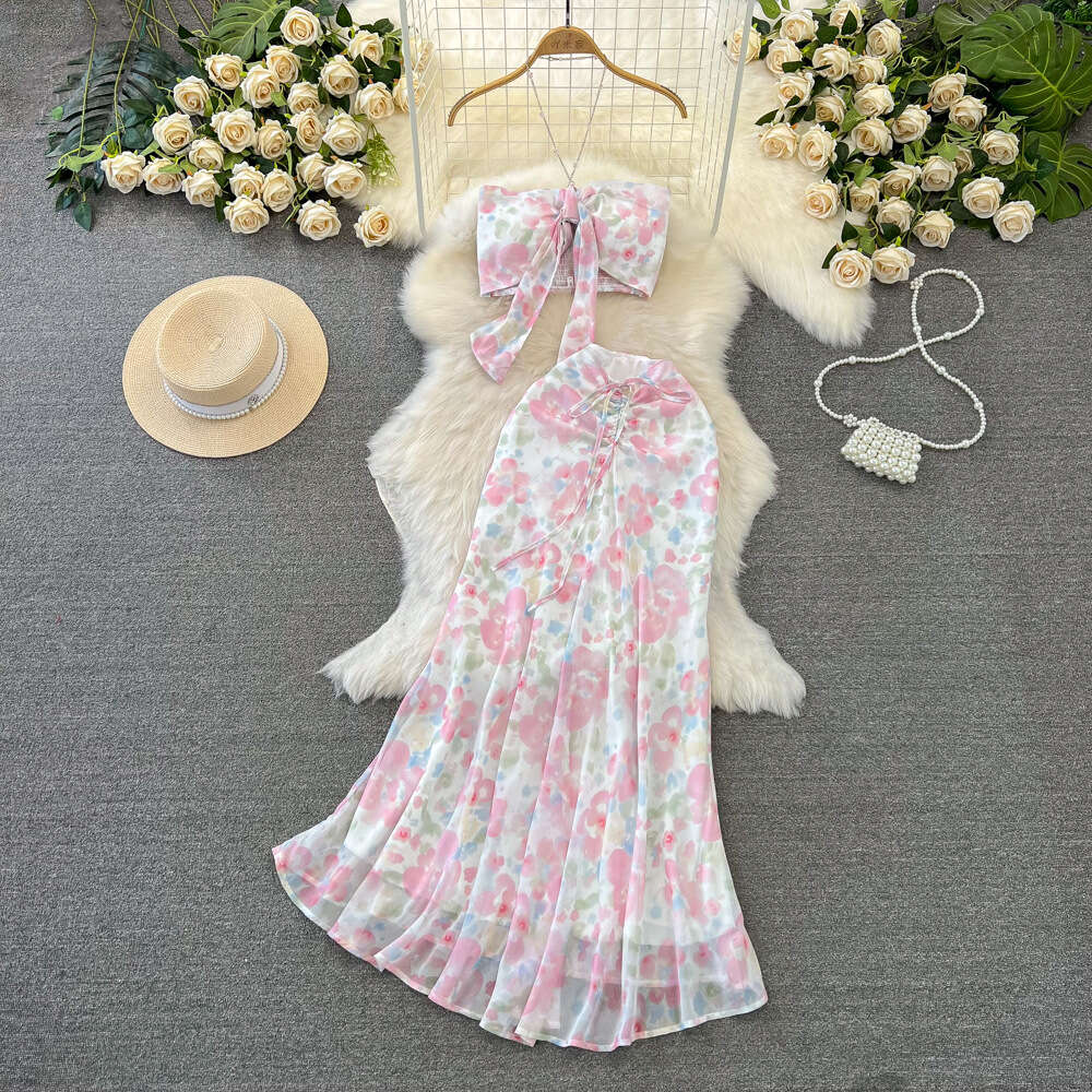 Fashionable set seaside vacation strapless camisole two-piece set high waisted wrap buttocks fishtail floral chiffon skirt
