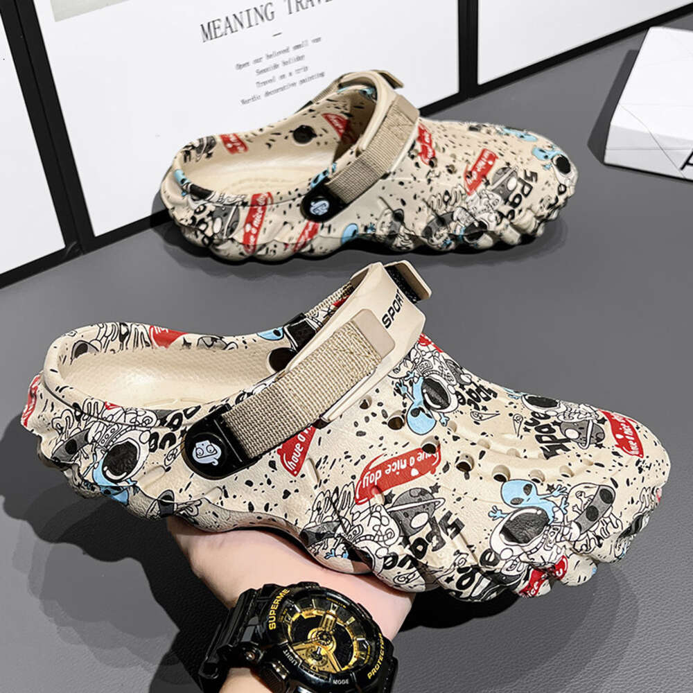 Men Slippers Fashion Comfort Beach Sandals Non Slip Garden Chef Summer Casual Shoes Nurse Doctor Shoes Flip Flops Ddmysaturn