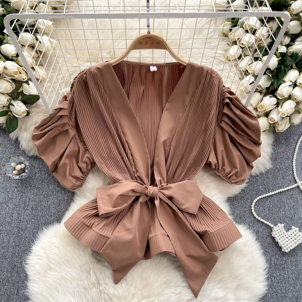 Design sense pleated bubble sleeve French shirt for women sweet bow waist cinched lotus leaf swing heavy work pleated top for women