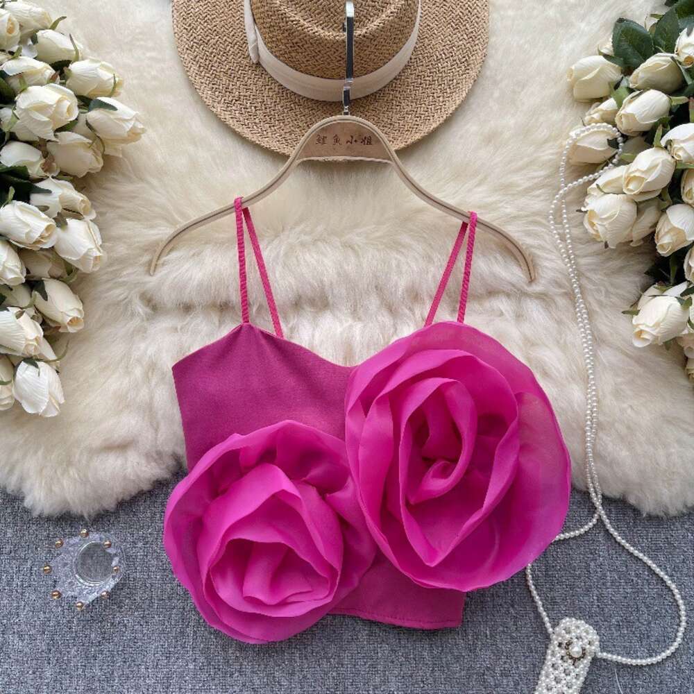 French organza three-dimensional floral camisole vest for womens summer 2024 new pure desire short style slimming vacation top