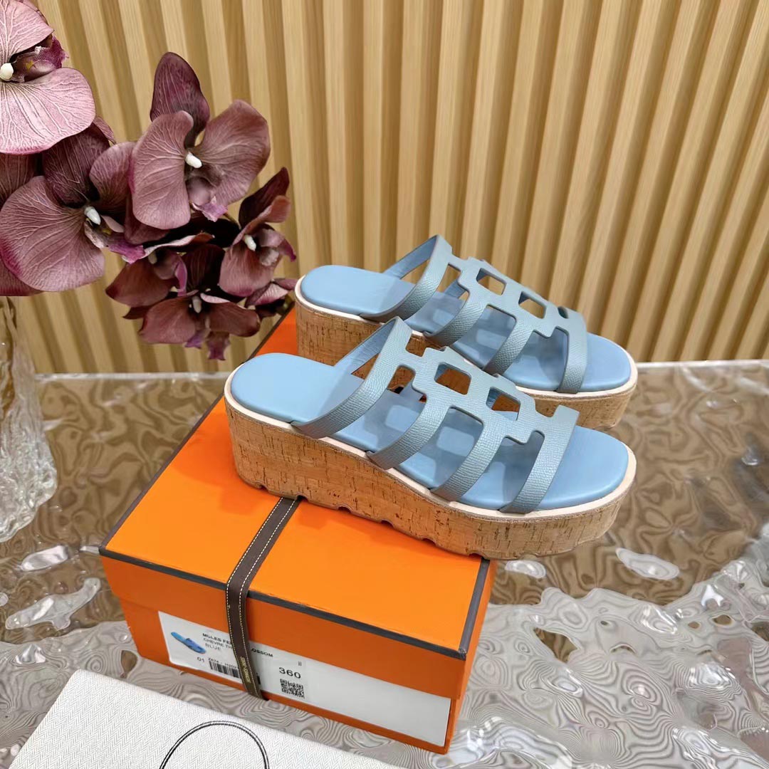 Classic Ladies Flat Sandals Designer Platform High Heels Genuine Leather Non-Slip Gladiator Half Slippers Fashion Beach Sandals
