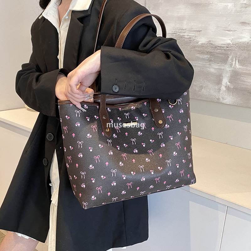 Women's tote bag PU leather strap zipper large capacity handbag fashionable business retro flower handbag student shopping printed large capacity