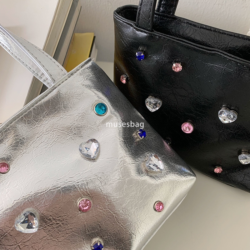 Small Handheld Water Diamond Bag for Women New Spicy Girl Style Crossbody Bag Tote Bag Instagram Silver Phone Bag Tide