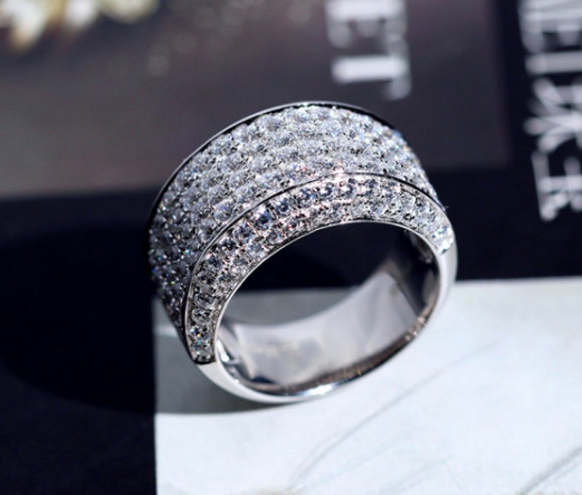 Size 8-12 Rulalei Brand Tycoon Wedding Rings Sparkling Luxury Jewelry 925 Sterling Silver Pave White Moissanite Diamond Party Eternity Engagement Ring