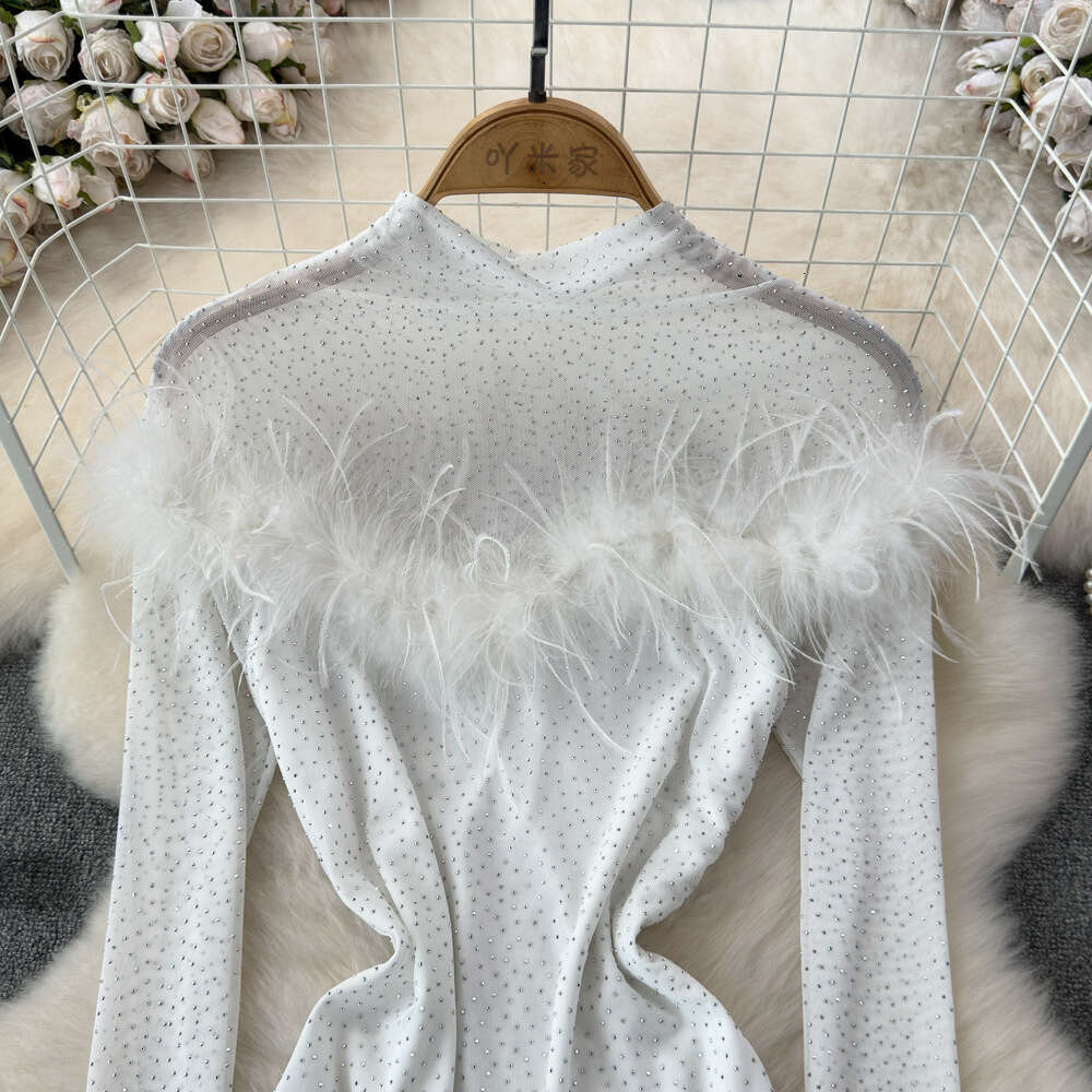 Fashionable and sexy long sleeved stand up collar with fur splicing slim fit with diamond mesh T-shirt womens fashion bottom top