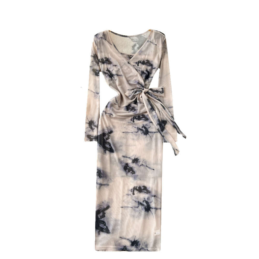 Elegant and sophisticated French style Western style suspender wrap hip skirt two-piece set for womens sexy lace up slim fit mesh dress