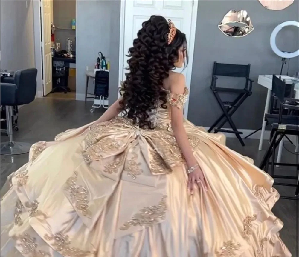 Puffy Mexican Quinceanera Dresses Ball Gown Off The Shoulder Sparkly Appliques Bow Charro Sweet 16 Dresses 15 Anos