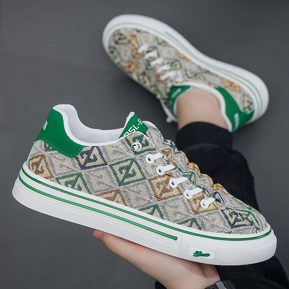 Men Casual Fashion Comfortable Mens Platform Classic Canvas Flats Hard Wearing Sneakers Male Vulcanize Shoes Ddmysaturn