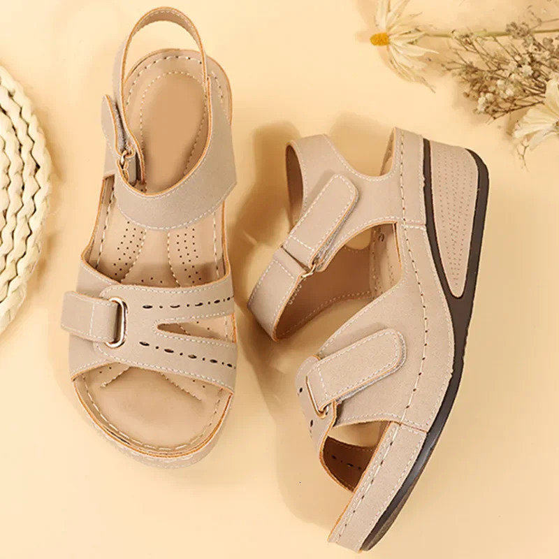 Summer Platform Wedge Sandals Women Light Non-Slip Beach Shoes Open Toe Flat Sandals Soft Sole Comfort Casual Sandalias Mujer 240528