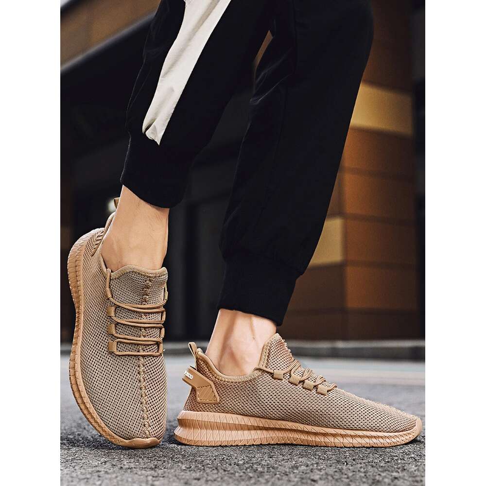 Selling Couple's Mesh Lightweight Breathable Mid-Top Sock Sneakers, Casual Sports Fashion Shoes