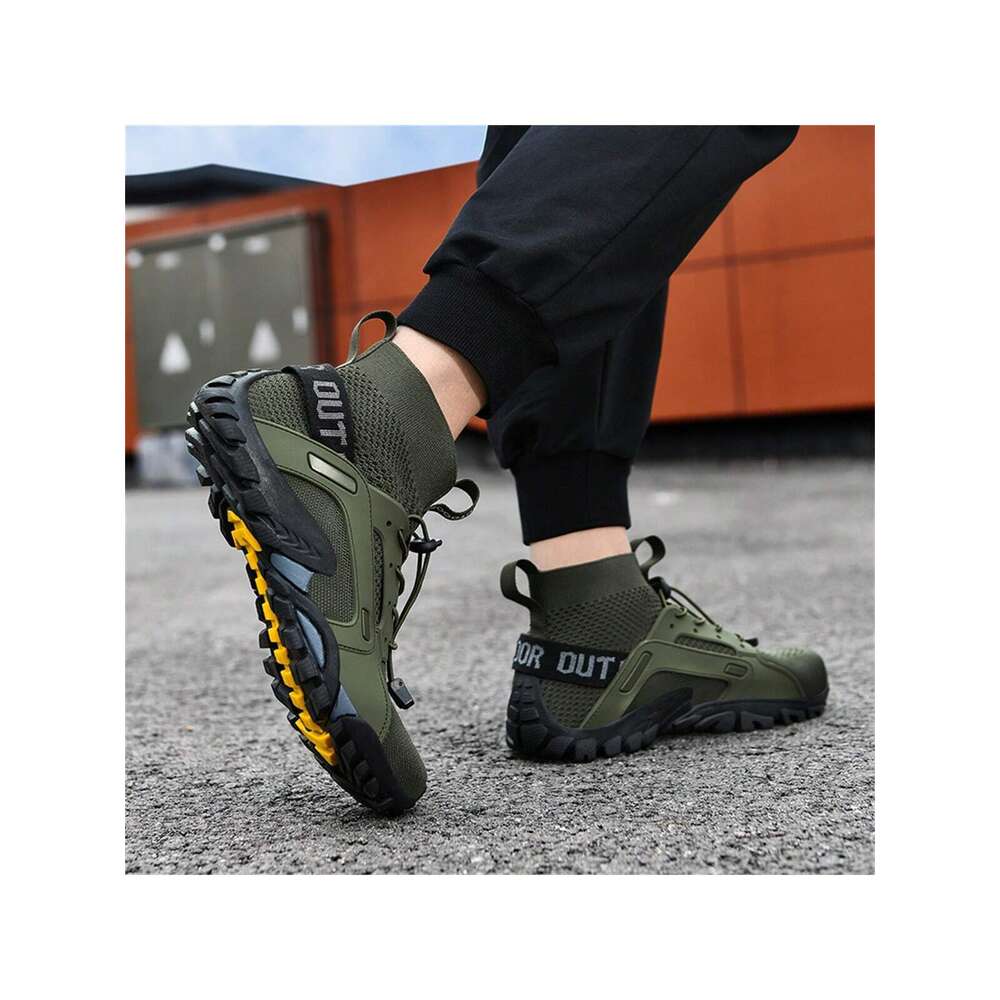 Casual Fashionable Men Trendy Sports Outdoor Hiking Elevator Shoes Wear Resistant Loafers Ddmysaturn